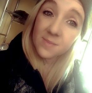 Meet your Posher, Alicia